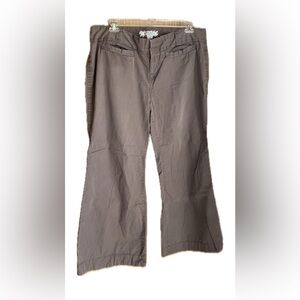 Old Navy mid-rise wide leg cotton pants, size 18